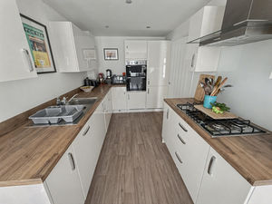 Photo 8- click for photo gallery